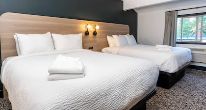 Northwinds Hotel Revelstoke