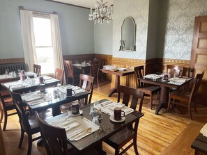 Dining room - LimeRock Inn (Rockland)