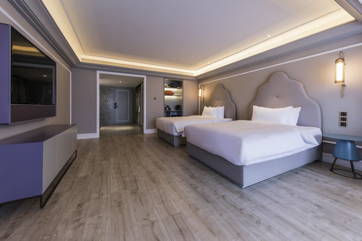 Privilege, Room, 2 Twin Beds | Minibar, in-room safe, desk, free WiFi