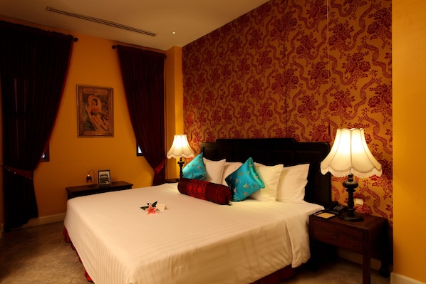 Suite King | 1 makuuhuone, ylelliset vuodevaatteet, tallelokero huoneessa