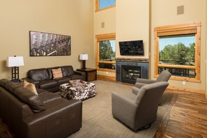Cabin, 4 Bedrooms | Living area | 42-inch flat-screen TV with digital channels, TV, fireplace - Brasada Ranch (Powell Butte)