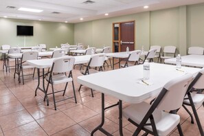 Meeting facility - Super 8 by Wyndham Rainsville (Rainsville)
