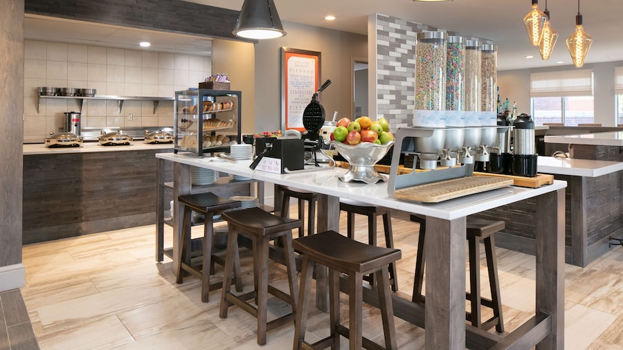 Hilton Garden Inn Omaha West