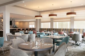 Frokost, lunsj og middag serveres, amerikanske retter 