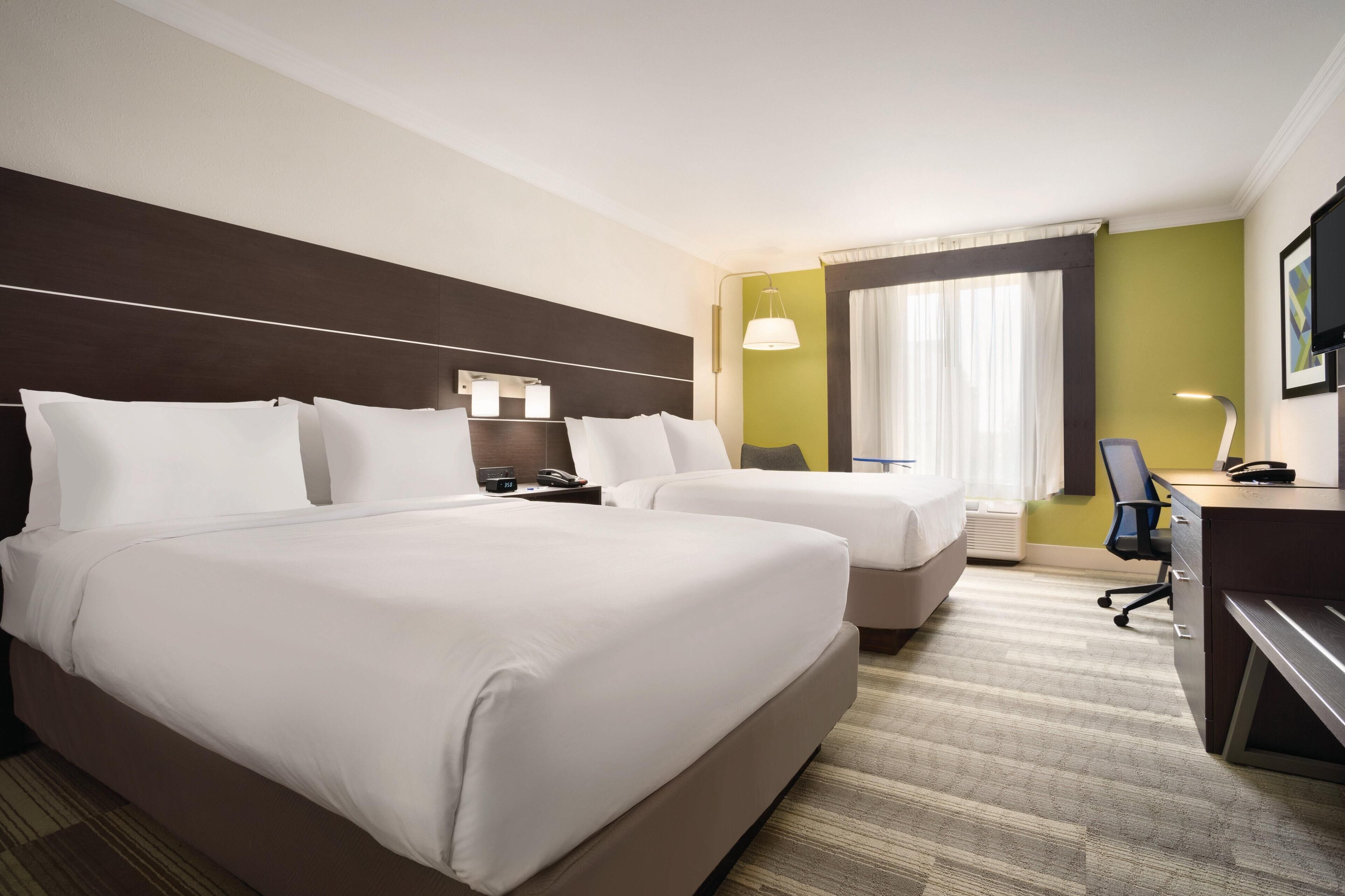 Premium bedding, pillowtop beds, in-room safe, desk