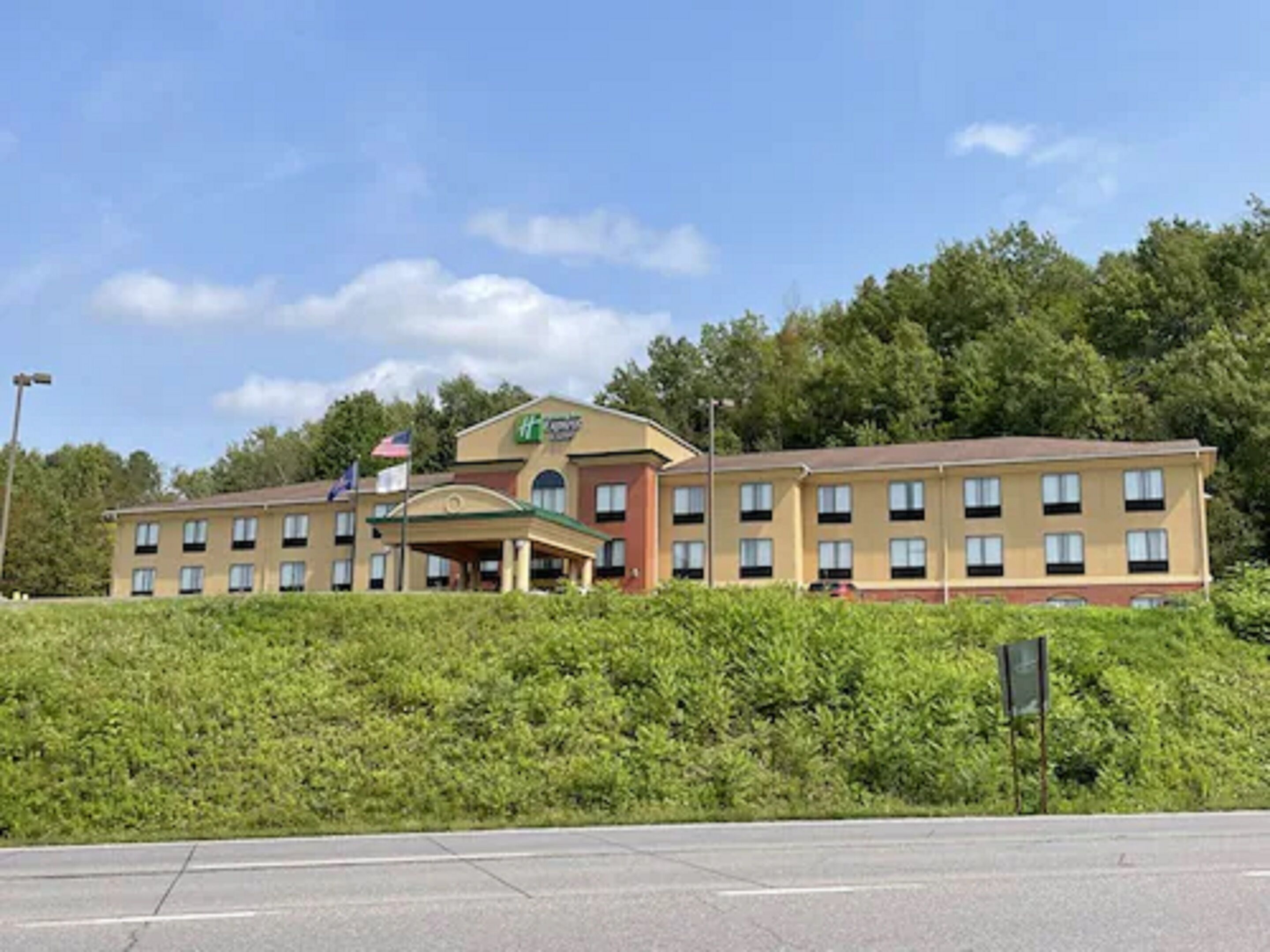 10 Best Hotels Near Punxsutawney, Pennsylvania Updated 2024 Trip101