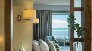 Articles de toilette gratuits, sèche-cheveux, serviettes fournies, savon