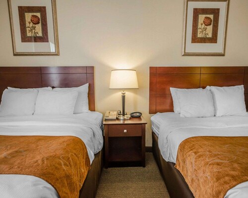 Quality Suites Jeffersonville - Louisville North