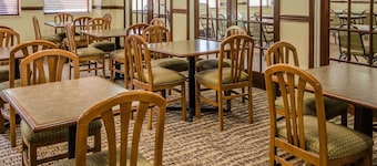 Quality Suites Jeffersonville - Louisville North
