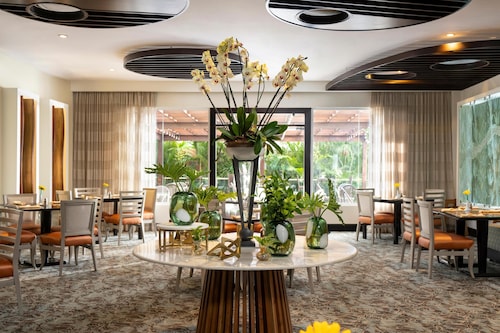 Hodelpa Garden Court
