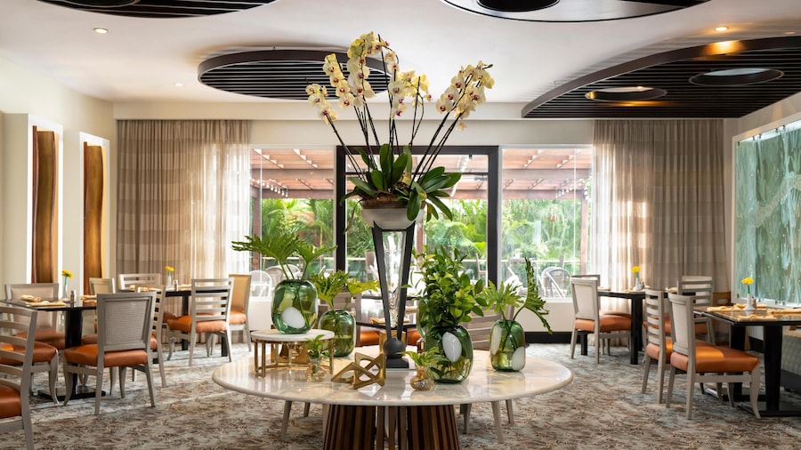 Hodelpa Garden Court