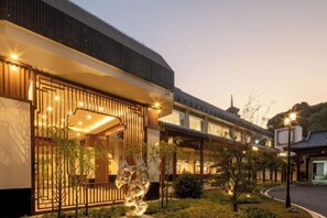 Exterior - Yingbin Hotel (Guangzhou)