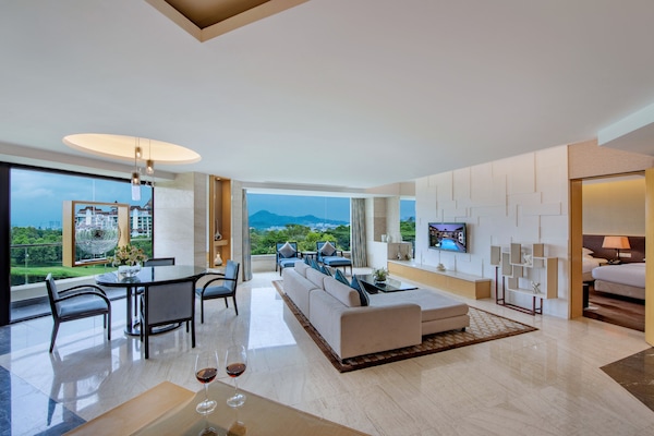 Premier Süit | Odadan manzara