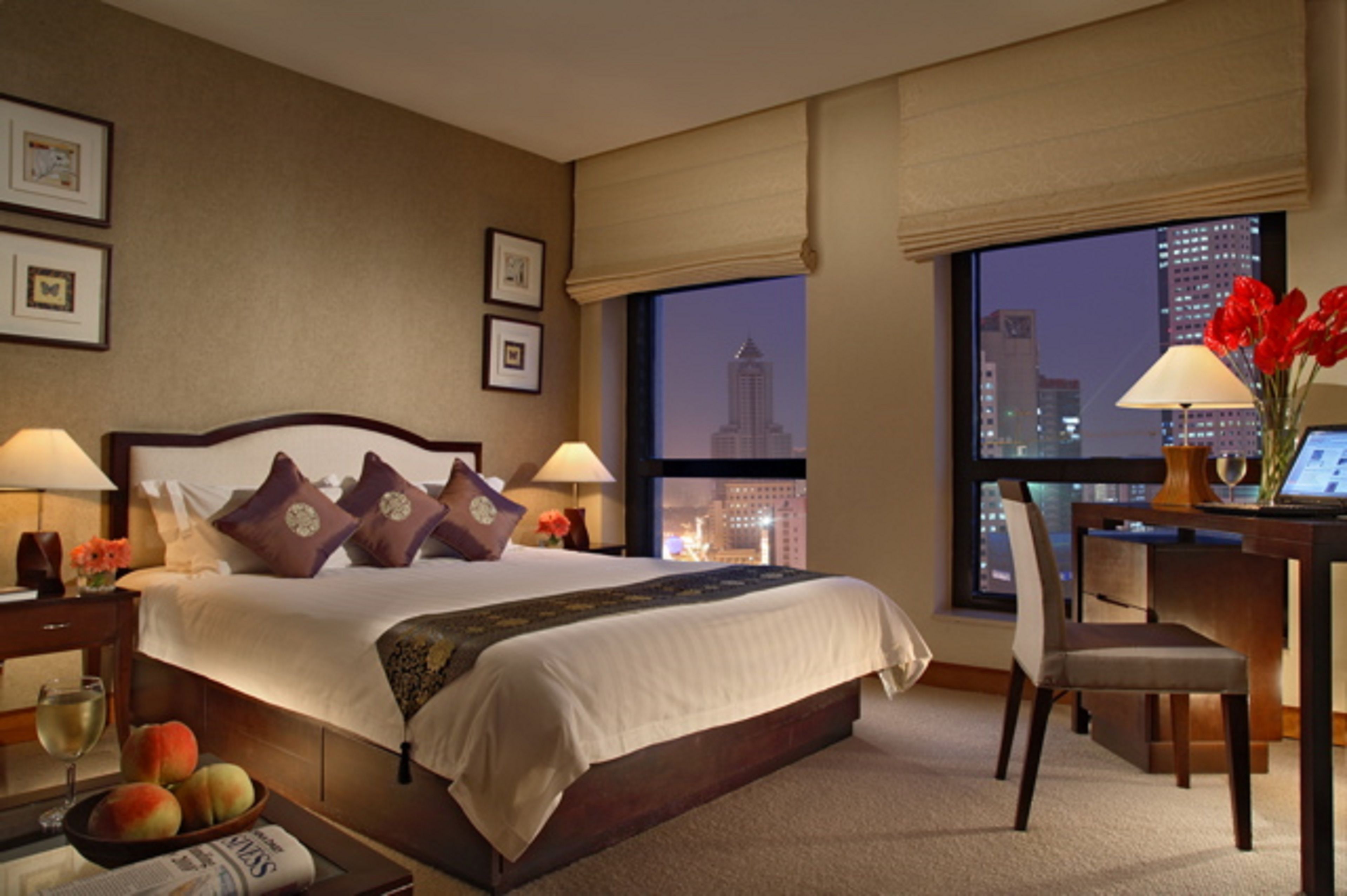 In-room safe, desk, blackout drapes, soundproofing