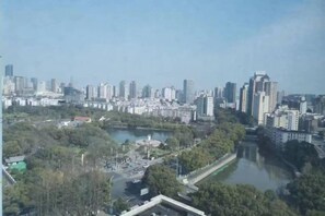 Hair dryer, children's dressing gowns, slippers, soap - Fortune Bond Hotel (Ningbo)