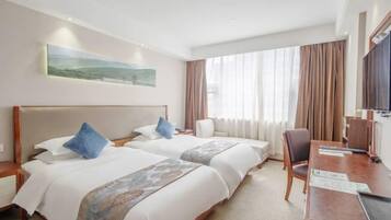 Minibar, Internet, alarm clocks