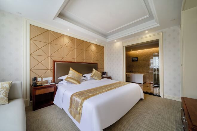 Minibar, Internet, despertador