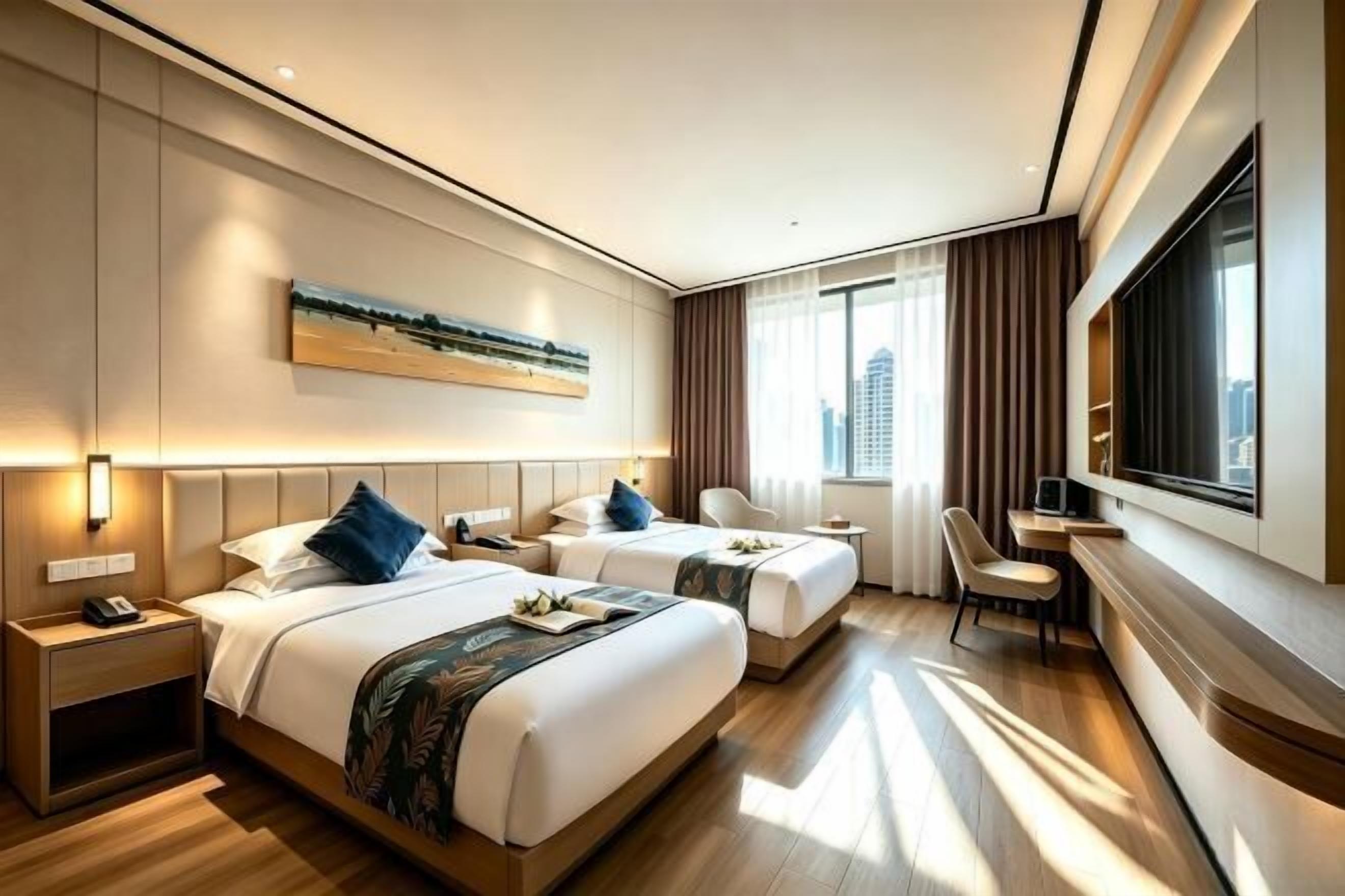 Minibar, high-speed internet, alarm clocks