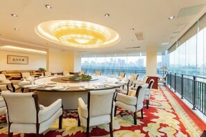 Restaurant - Liuzhou Hotel (Liuzhou)