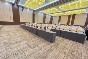 Unclassified image, 5 of 40, button - Wanjie International Hotel (Zibo)