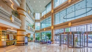 Unclassified image, 4 of 138, button - Regal Hotel (Guiyang)