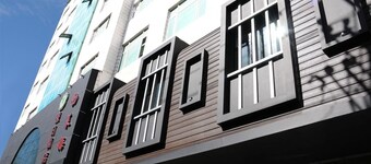 Bremen Holiday Hotel