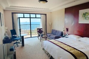 In-room safe, iron/ironing board, alarm clocks - Dalian International Finance Conference Center (Dalian)
