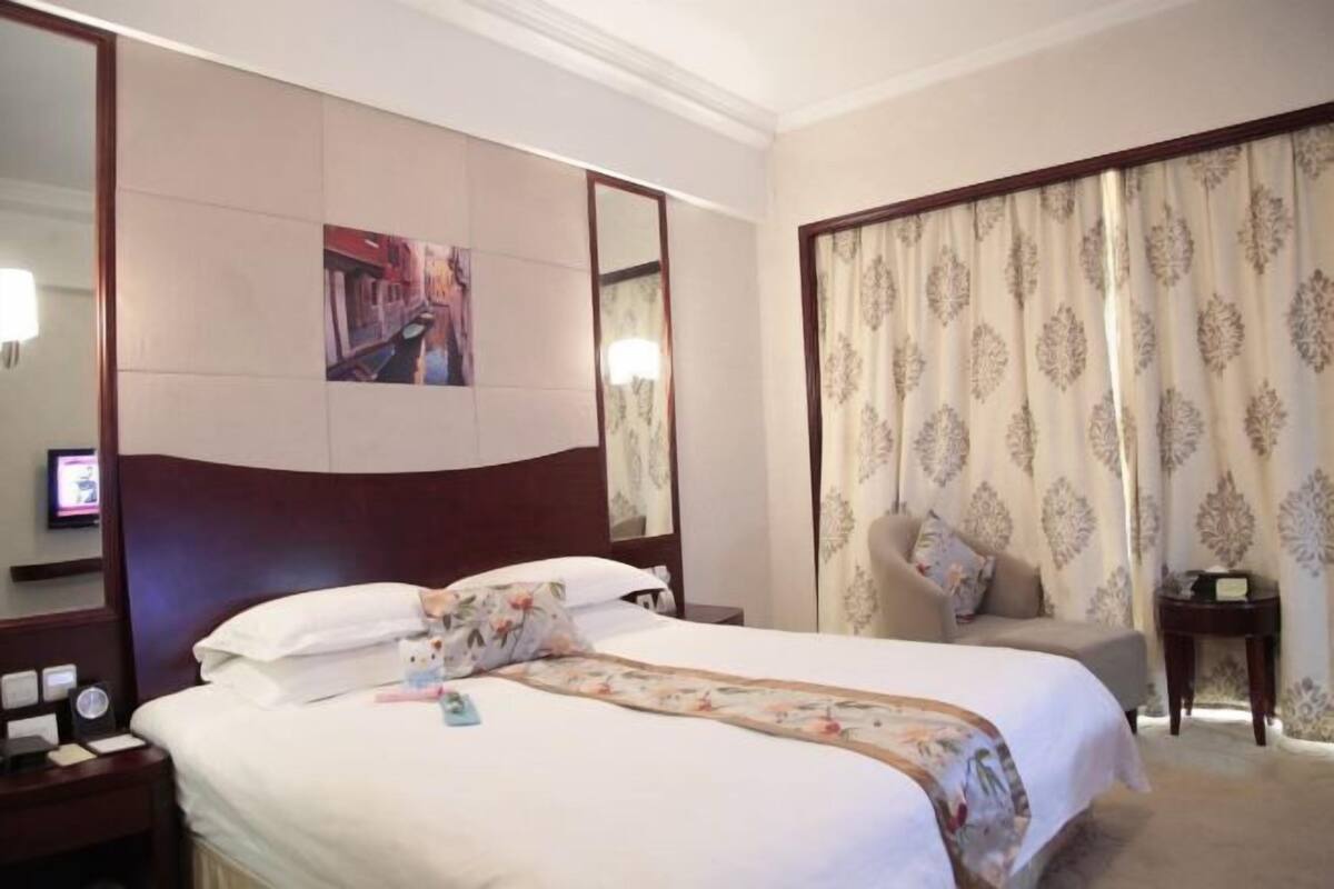 Rollaway beds, alarm clocks