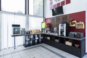 Tägliches Frühstücksbuffet gegen Gebühr