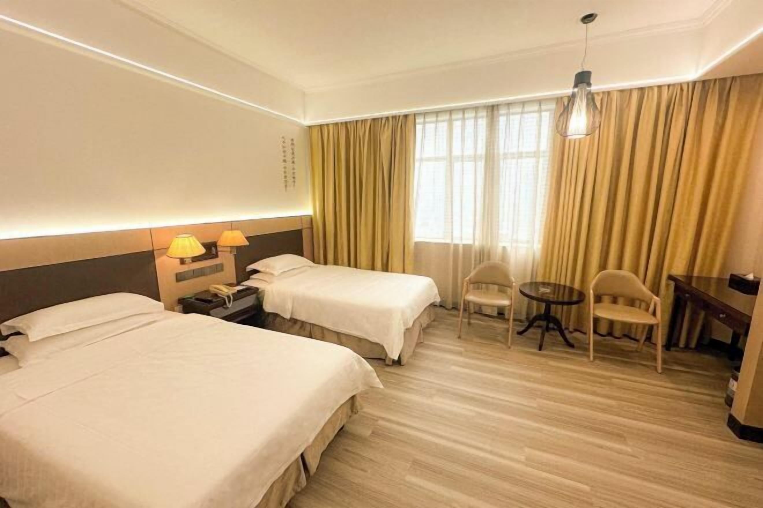 Đồng hồ báo thức 