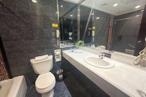 Alarm clocks - Celeste Palace Hotel (Jiangmen)