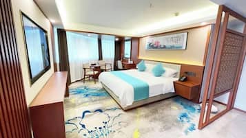 Minibar, coffres-forts dans les chambres, fer et planche Ă repasser