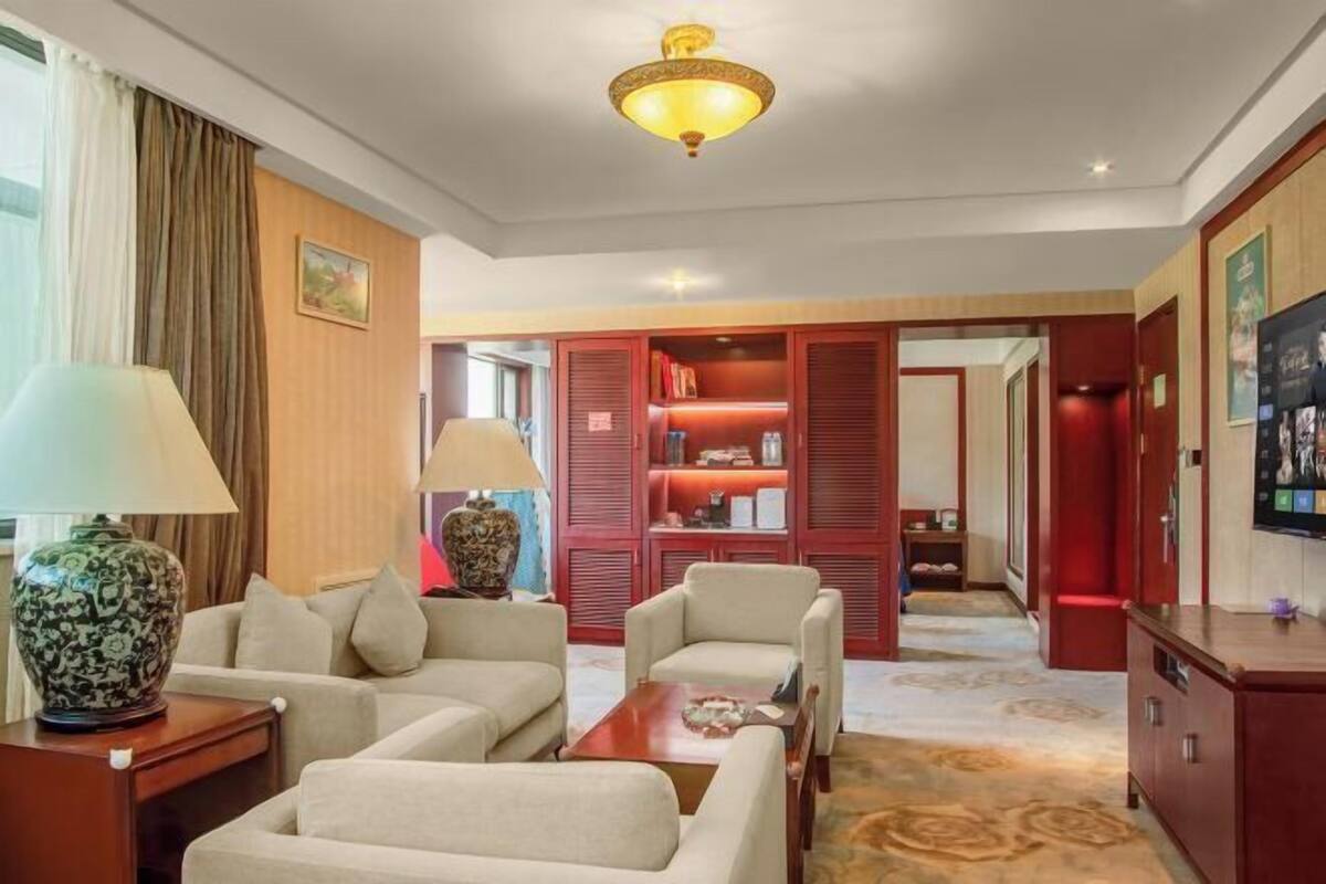 Minibar, in-room safe, iron/ironing board, alarm clocks