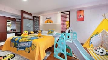 Minibar, Zimmersafe, Bügeleisen/Bügelbrett, Wecker