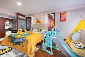 Minibar, in-room safe, iron/ironing board, alarm clocks