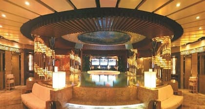 Hawaii International Hotel