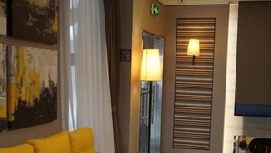 Unclassified image, 4 of 57, button - Home Inn (Beijing)