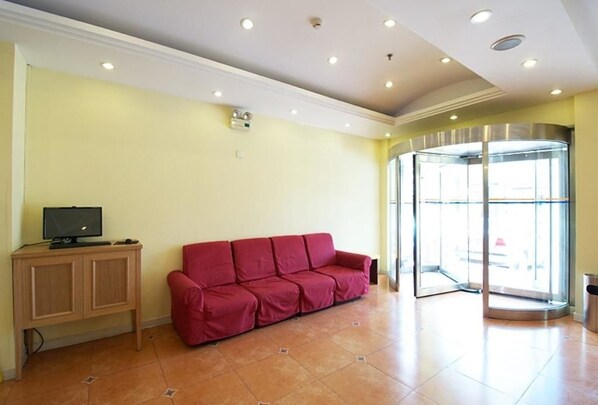 Lobby - Home Inn (Beijing)