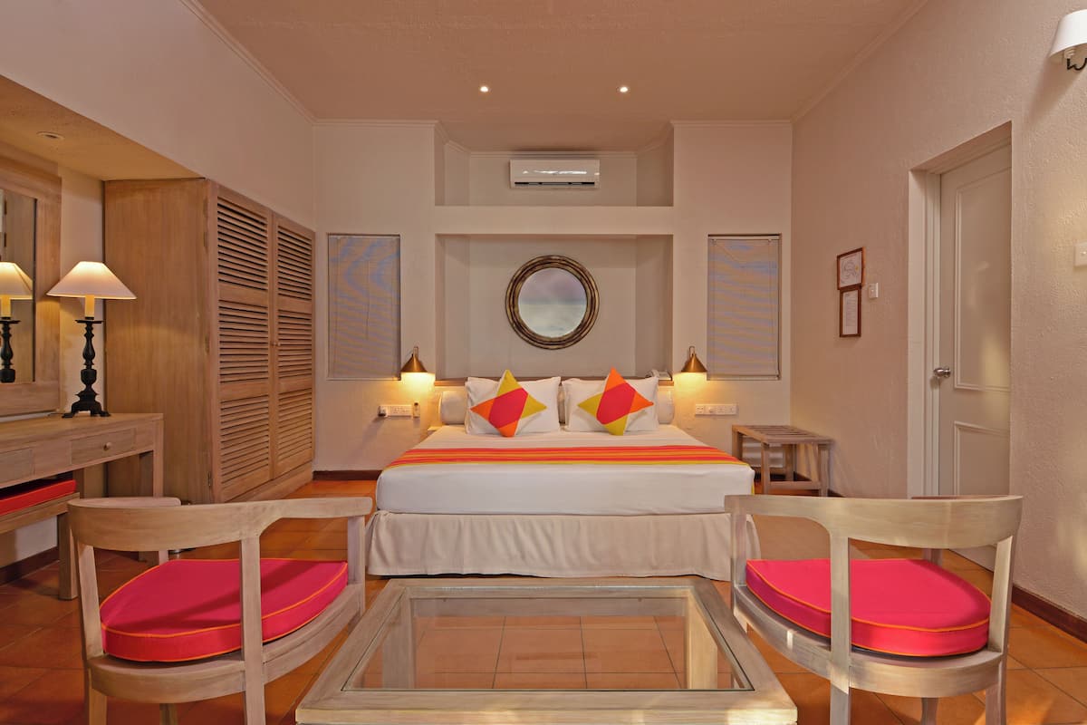 Quarto clássico, vista para o oceano | 1 quarto, frigobar, cofres nos quartos, individualmente mobiliados