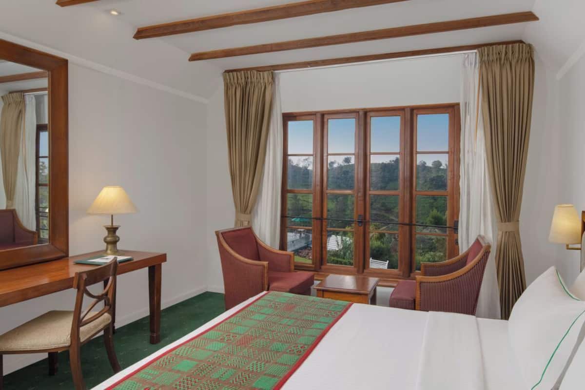 Memory foam beds, minibar, in-room safe, desk