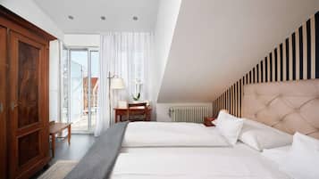 Hypo-allergenic bedding, individually decorated, individually furnished