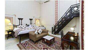 Heritage Suite room | Premium bedding, individually decorated, individually furnished, desk