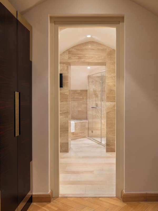 Suite (Monastery) | Bathroom | Combined shower/tub, deep soaking tub, designer toiletries, hair dryer