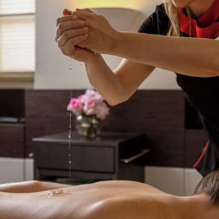 Couples treatment rooms, sauna, body treatments, hydrotherapy