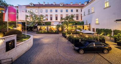 Mandarin Oriental, Prague