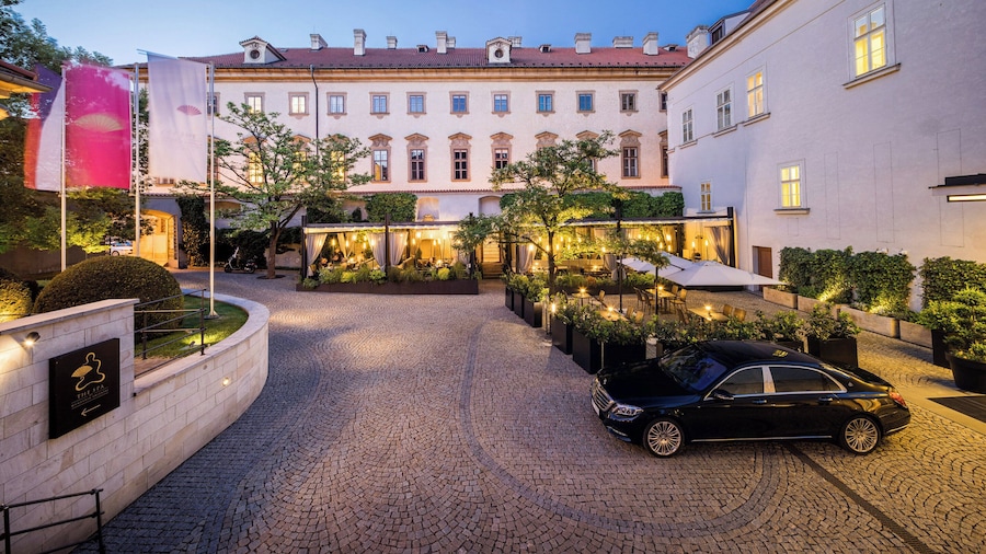Mandarin Oriental, Prague