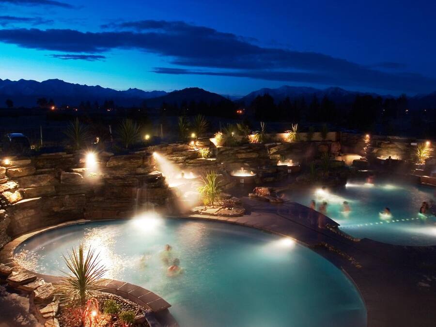 Kolam renang terbuka