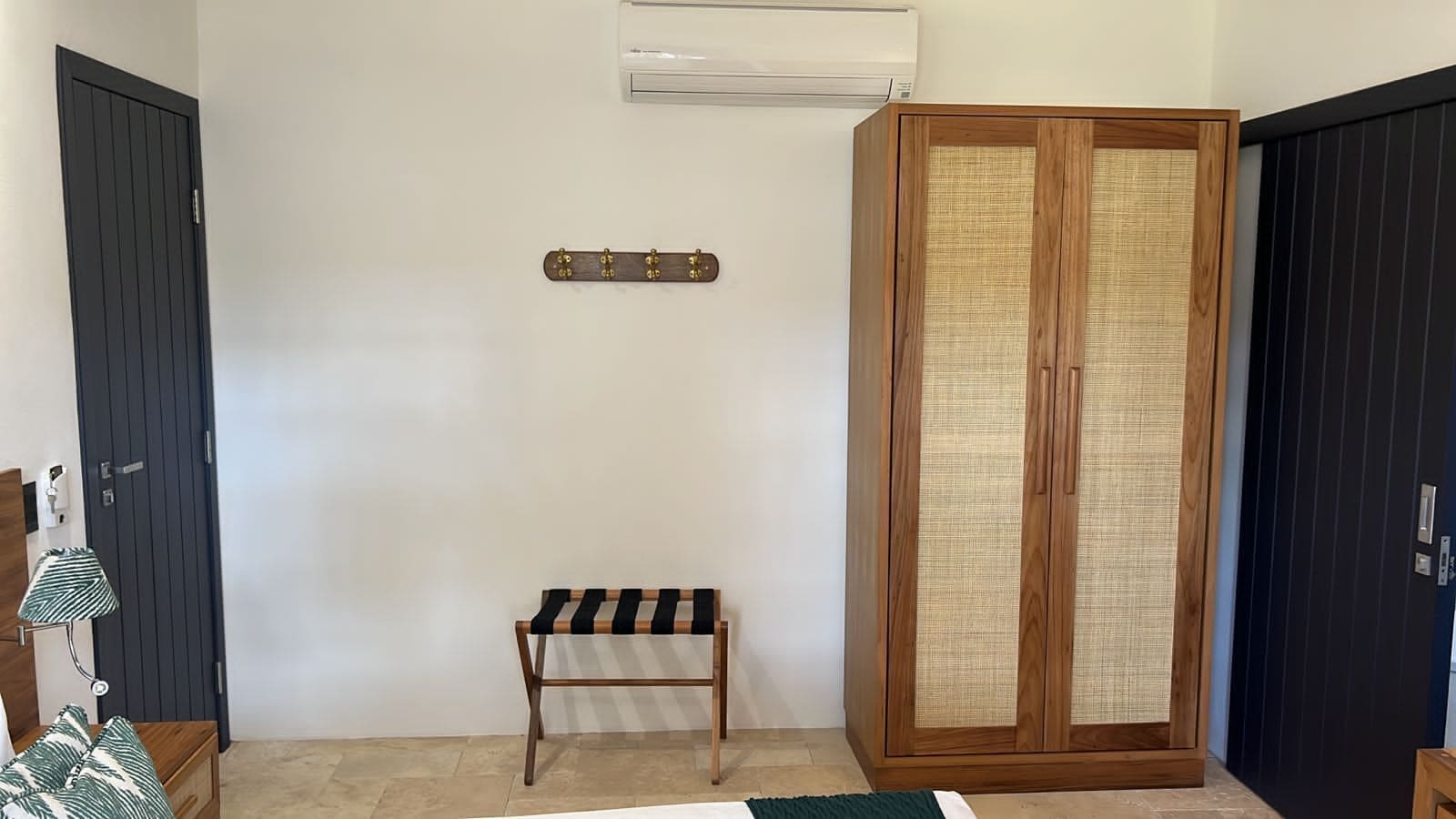 premium double room | 1 bedroom, egyptian cotton sheets, premium bedding, minibar