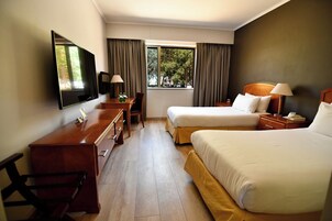 Double Room, 2 Single Beds