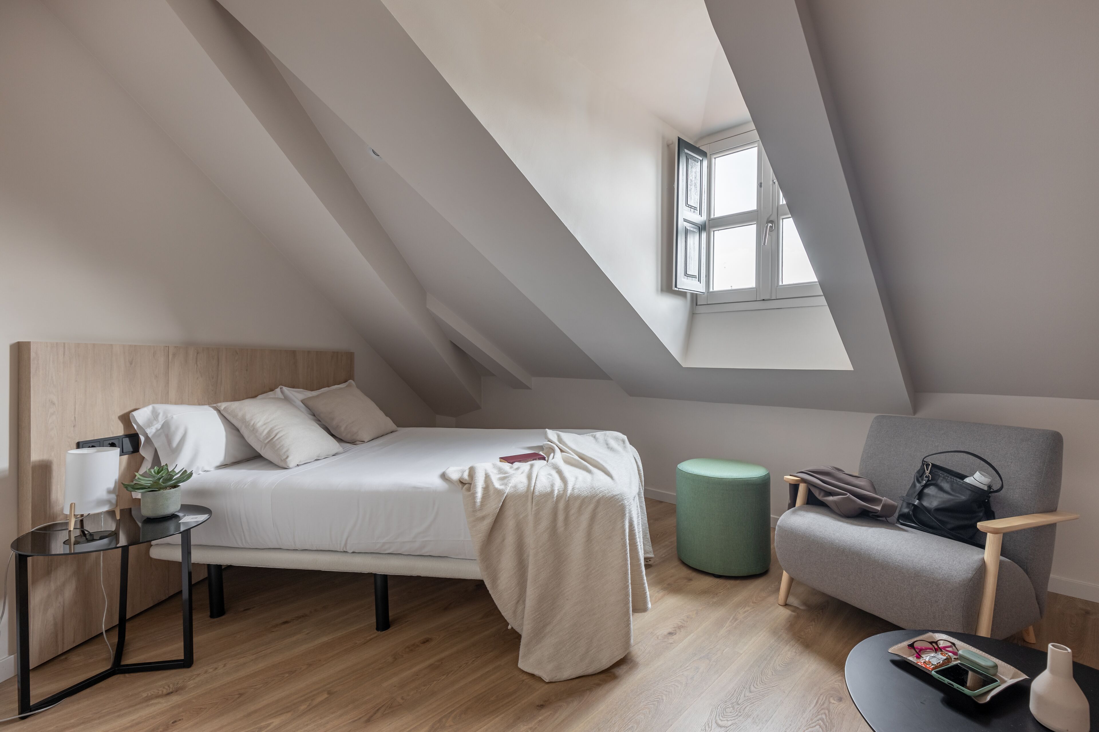 apartment, 1 bedroom | 1 bedroom, laptop workspace, soundproofing, free wifi